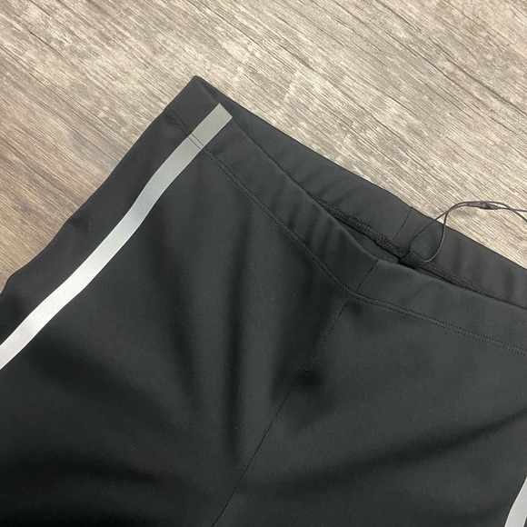 Theory biker shorts NWT - Picture 2 of 6